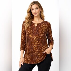 IMAN women’s leopard print top (size L), stretch fabric